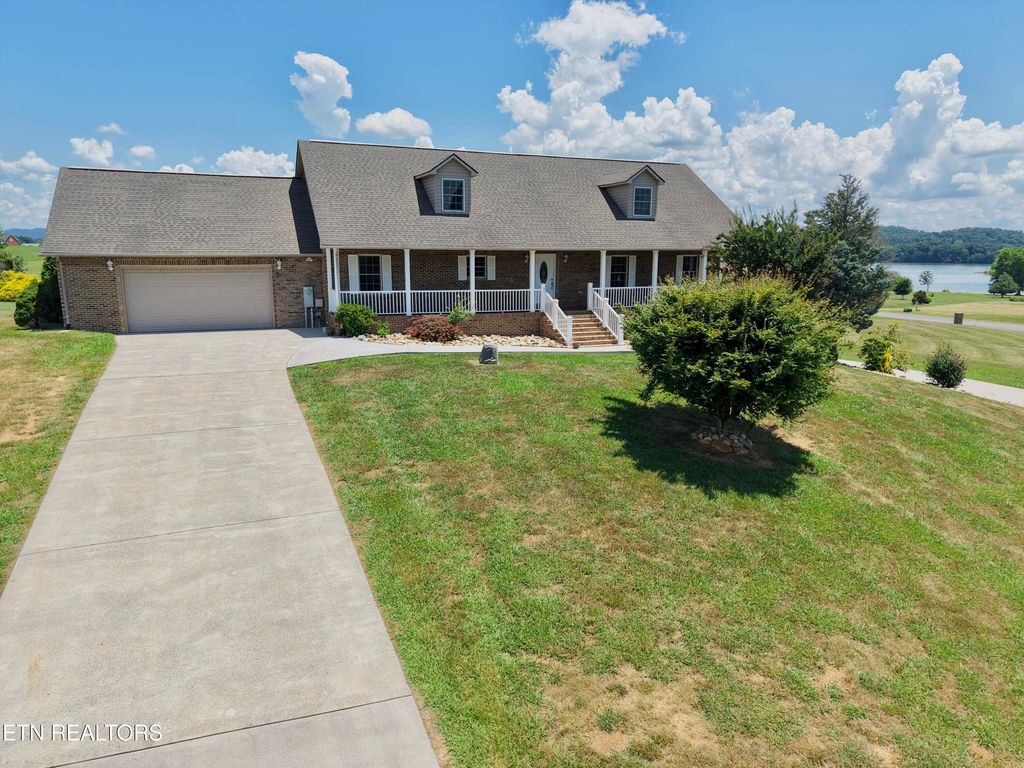 Photo of 4013 Paradise Drive, Mooresburg, TN 37811 (MLS # 1306974)