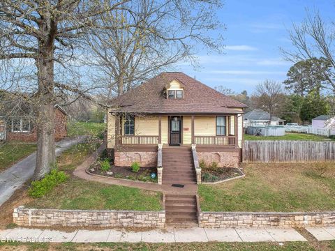 Photo of 2415 Holbrook Drive, Knoxville, TN 37918 (MLS # 1334572)