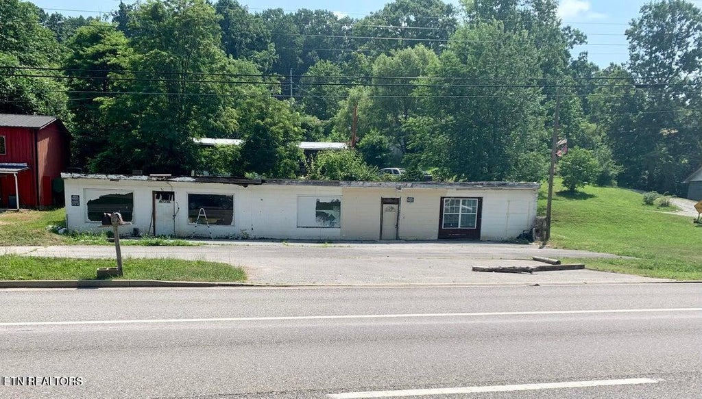 Photo of 3340 Hwy 25E, Tazewell, TN 37879 (MLS # 1347203)