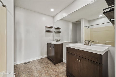 Tiny photo for 5032 Griffins Gate Lane, Knoxville, TN 37912 (MLS # 1356009)