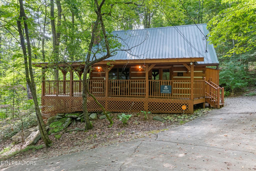 Photo of 156 Timberwinds Way, Townsend, TN 37882 (MLS # 1310633)