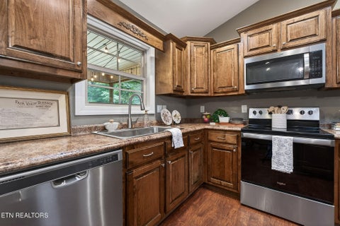 Tiny photo for 2689 Spruce Loop, Crossville, TN 38555 (MLS # 1343190)