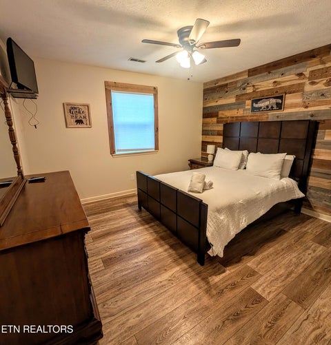 Tiny photo for 3240 W Laurelwood Ave, Sevierville, TN 37862 (MLS # 1356959)