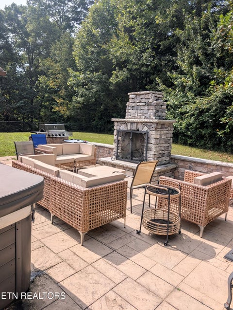 Tiny photo for 3240 W Laurelwood Ave, Sevierville, TN 37862 (MLS # 1356959)