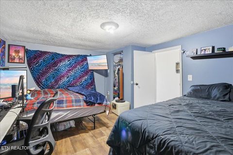 Tiny photo for 815 Cave St, Morristown, TN 37813 (MLS # 1329457)