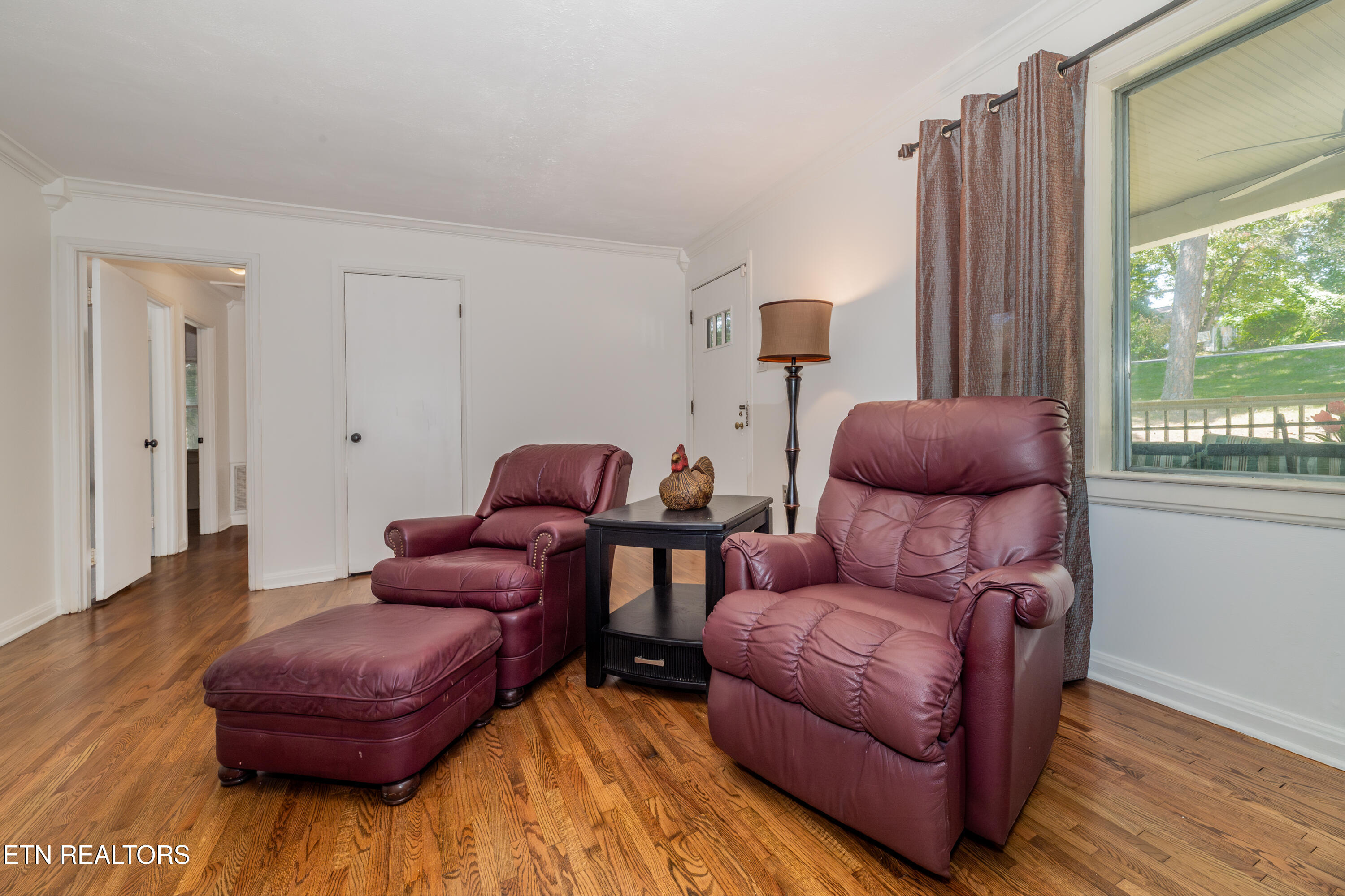 1112 Dogwood Drive