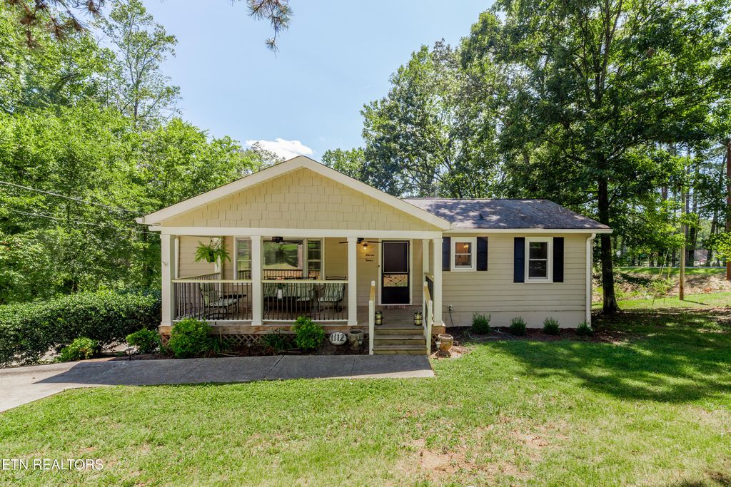 Photo of 1112 Dogwood Drive, Kingston, TN 37763 (MLS # 1313646)