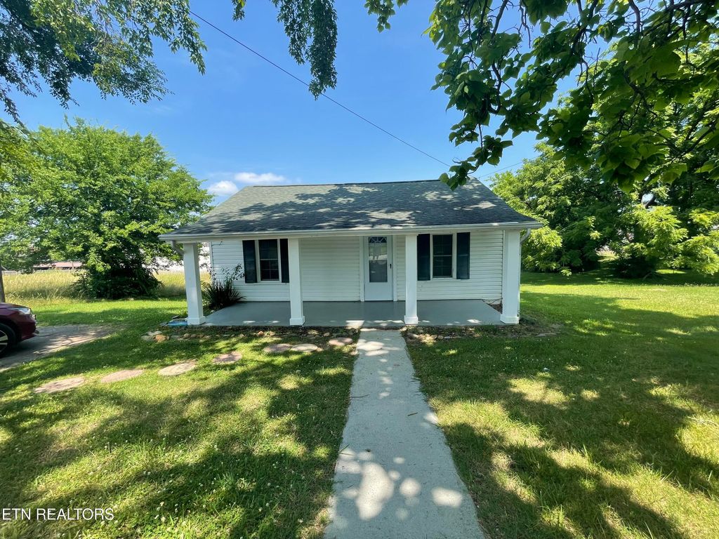 Photo of 320 Hannum St, Alcoa, TN 37701 (MLS # 1310531)