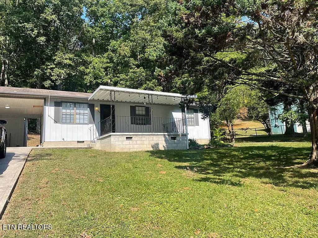 Photo of 155 deloizer Lane, Rockwood, TN 37854 (MLS # 1319544)