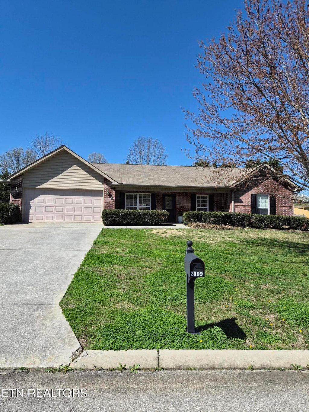 Photo of 2809 Mayfly Way, Maryville, TN 37803 (MLS # 1332005)