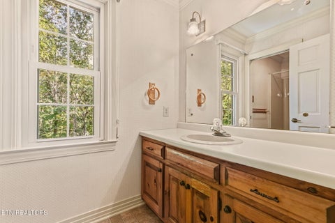 Tiny photo for 108 Amanda Place, Oak Ridge, TN 37830 (MLS # 1357975)