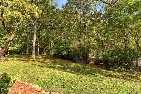 Tiny photo for 108 Amanda Place, Oak Ridge, TN 37830 (MLS # 1357975)