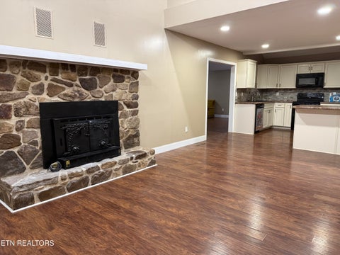Tiny photo for 459 Dogwood Lane, Jacksboro, TN 37757 (MLS # 1327324)