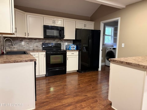 Tiny photo for 459 Dogwood Lane, Jacksboro, TN 37757 (MLS # 1327324)