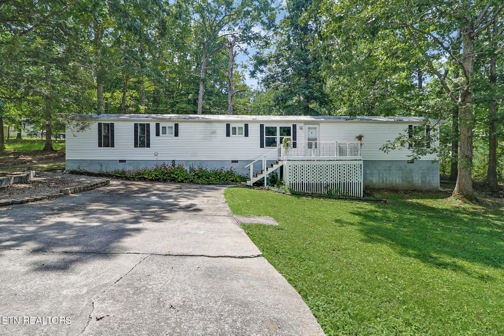 Photo of 106 Avon Lane, Crossville, TN 38558 (MLS # 1354353)