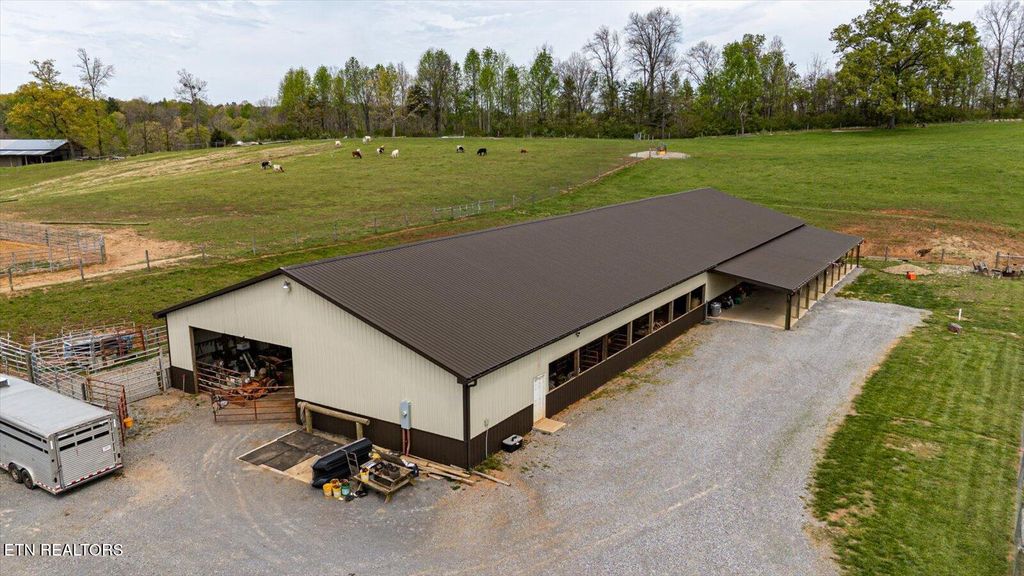 Photo of 180 Mecca Pike, Tellico Plains, TN 37385 (MLS # 1334807)