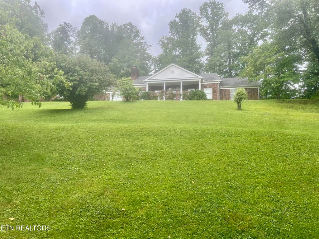 Photo of 242 Adams Lane, Jellico, TN 37762 (MLS # 1304965)