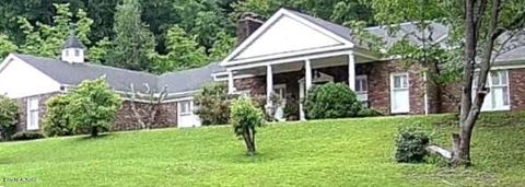 242 Adams Lane Jellico TN 37762