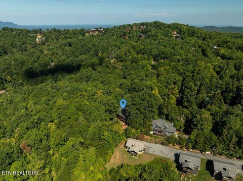 Tiny photo for 1126 E Foothills Drive, Gatlinburg, TN 37738 (MLS # 1355832)