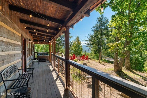 Tiny photo for 1126 E Foothills Drive, Gatlinburg, TN 37738 (MLS # 1355832)