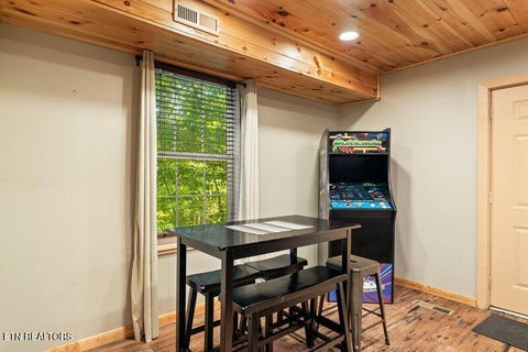 Tiny photo for 1126 E Foothills Drive, Gatlinburg, TN 37738 (MLS # 1355832)