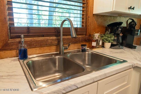 Tiny photo for 1126 E Foothills Drive, Gatlinburg, TN 37738 (MLS # 1355832)