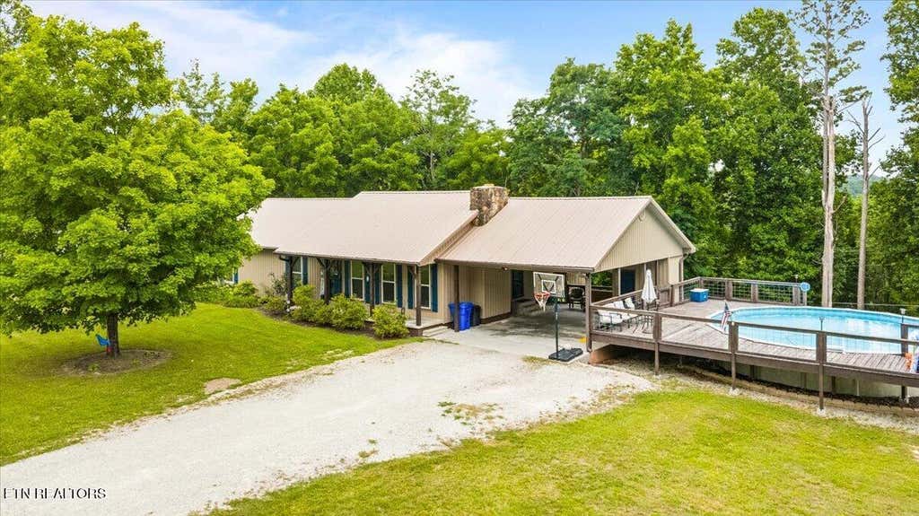 Photo of 168 Lakemont Lane, Caryville, TN 37714 (MLS # 1345709)