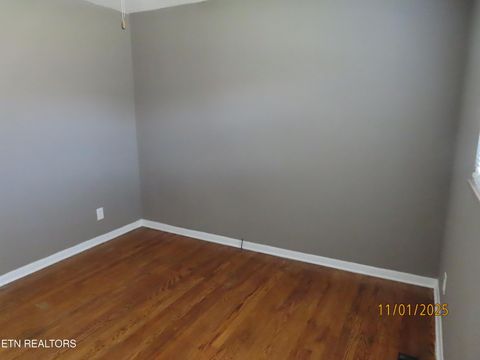 Tiny photo for 6613 Burbank Circle, Knoxville, TN 37918 (MLS # 1320580)