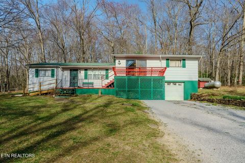 Photo of 550 Lower Rd, Rockwood, TN 37854 (MLS # 1332991)