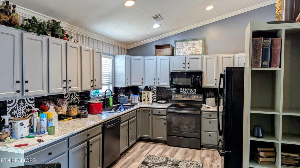 Photo of 1753 Derby Downs Drive, Friendsville, TN 37737 (MLS # 1281211)