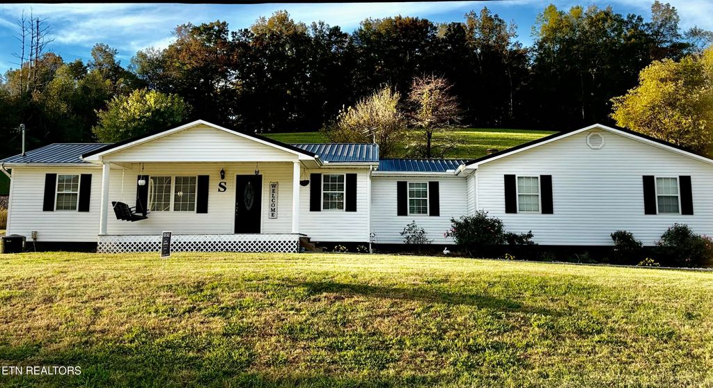 Photo of 11276 Highway 131, Washburn, TN 37888 (MLS # 1280691)