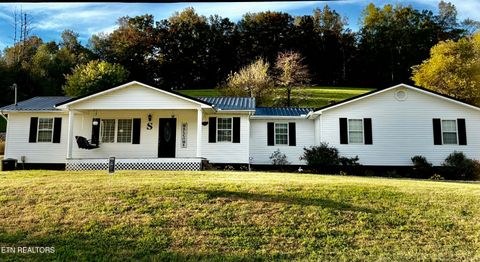 11276 Highway 131 Washburn TN 37888