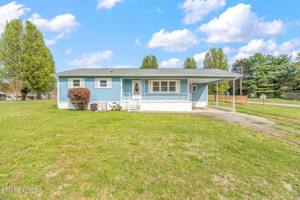 Photo of 204 Hawkins Rd, Sweetwater, TN 37874 (MLS # 1295916)