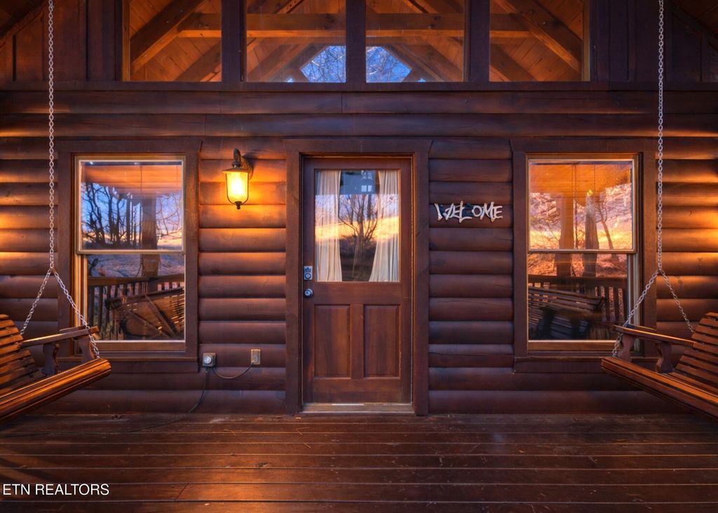 Photo of 952 Iron Mountain Rd, Sevierville, TN 37863 (MLS # 1327520)