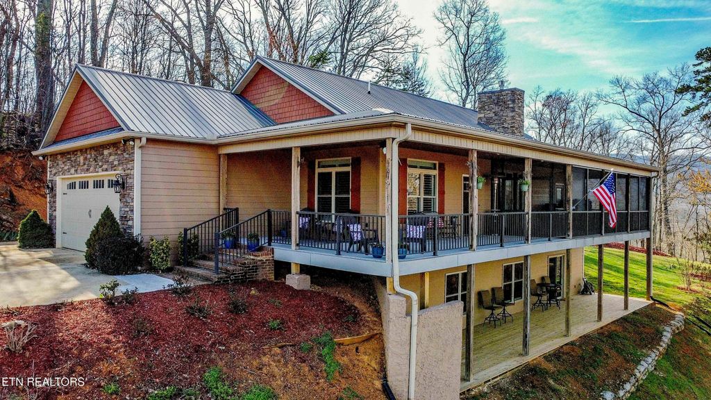 Photo of 2278 Lower Rinehart Rd, Dandridge, TN 37725 (MLS # 1335020)