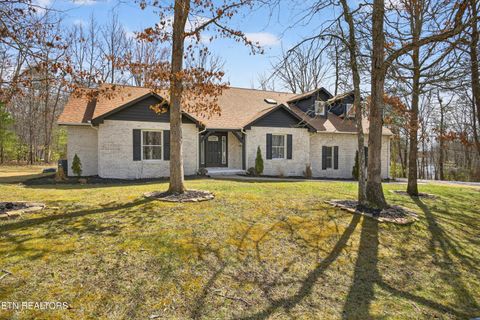 Photo of 204 Meadowview Drive, Crossville, TN 38558 (MLS # 1333052)