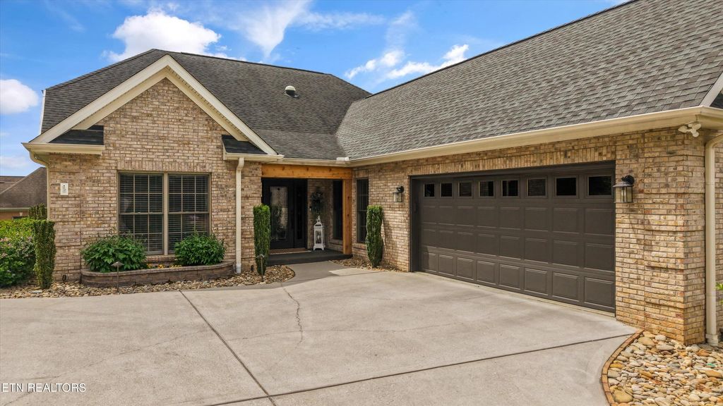 Photo of 130 Timber Circle, Lenoir City, TN 37772 (MLS # 1337144)