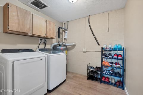 Tiny photo for 725 Winston Drive, Seymour, TN 37865 (MLS # 1324698)