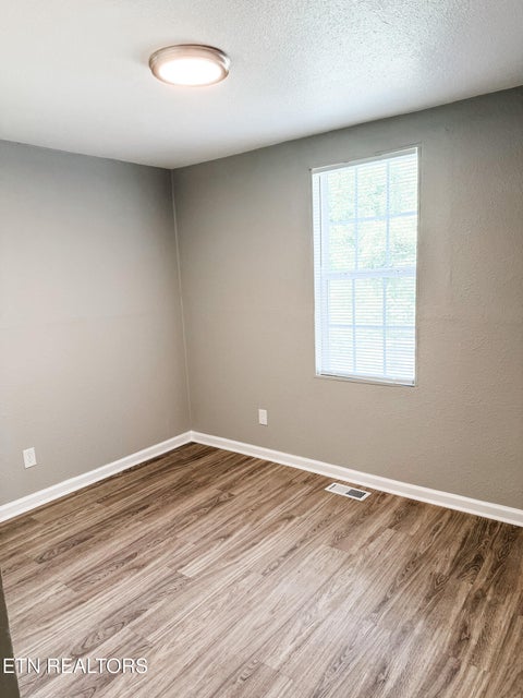 Tiny photo for 4033 Ivy Ave, Knoxville, TN 37914 (MLS # 1358430)