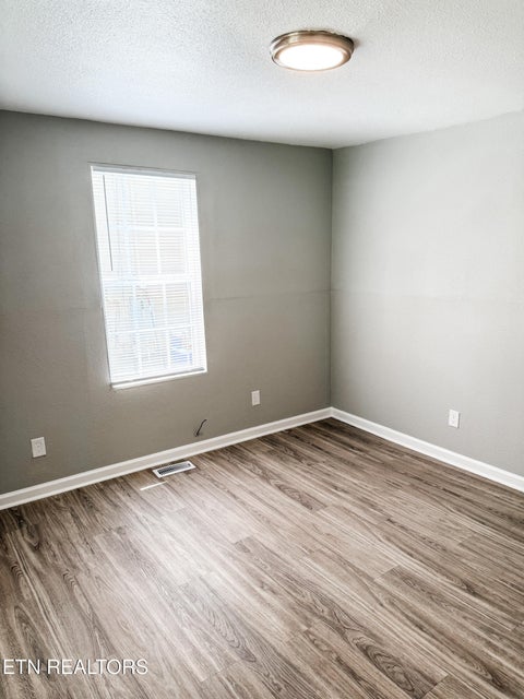 Tiny photo for 4033 Ivy Ave, Knoxville, TN 37914 (MLS # 1358430)