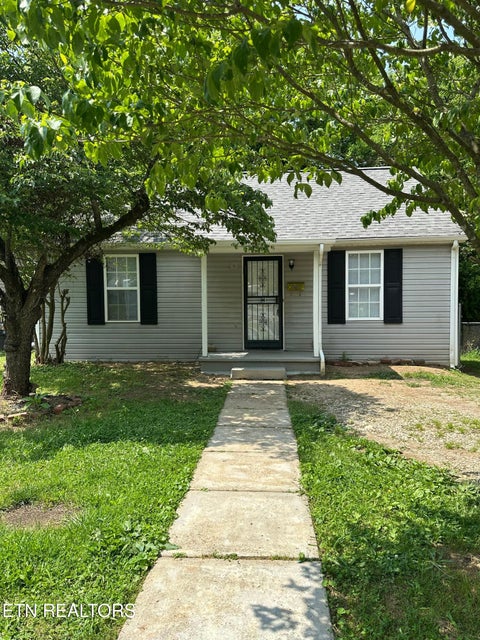 Photo of 4033 Ivy Ave, Knoxville, TN 37914 (MLS # 1358430)