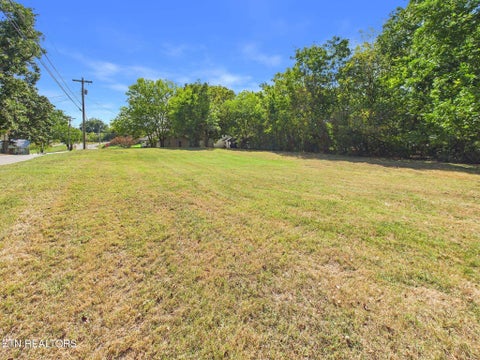 Tiny photo for 210 Fisher St, Athens, TN 37303 (MLS # 1355970)