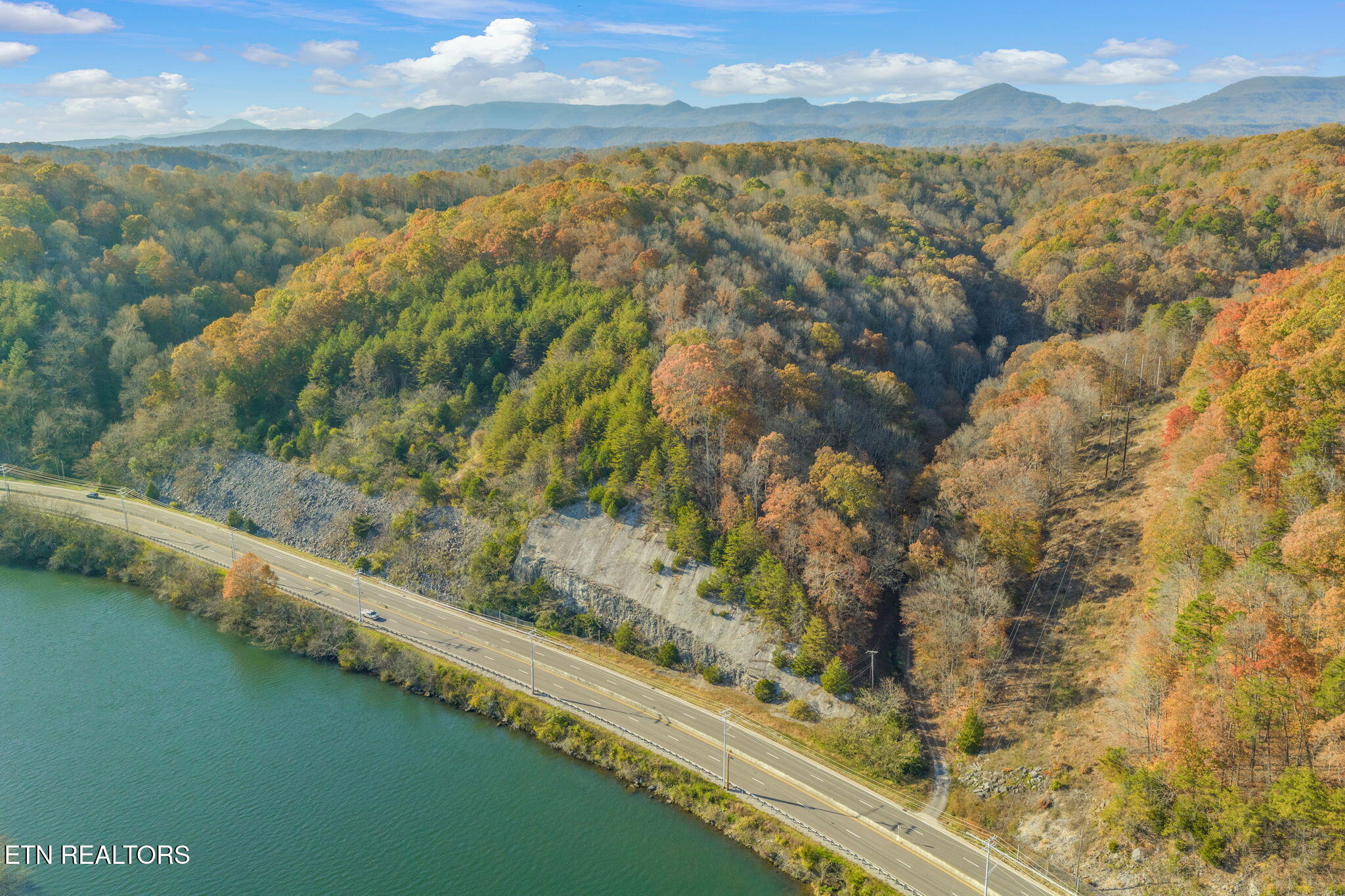 S Charles Seivers Blvd