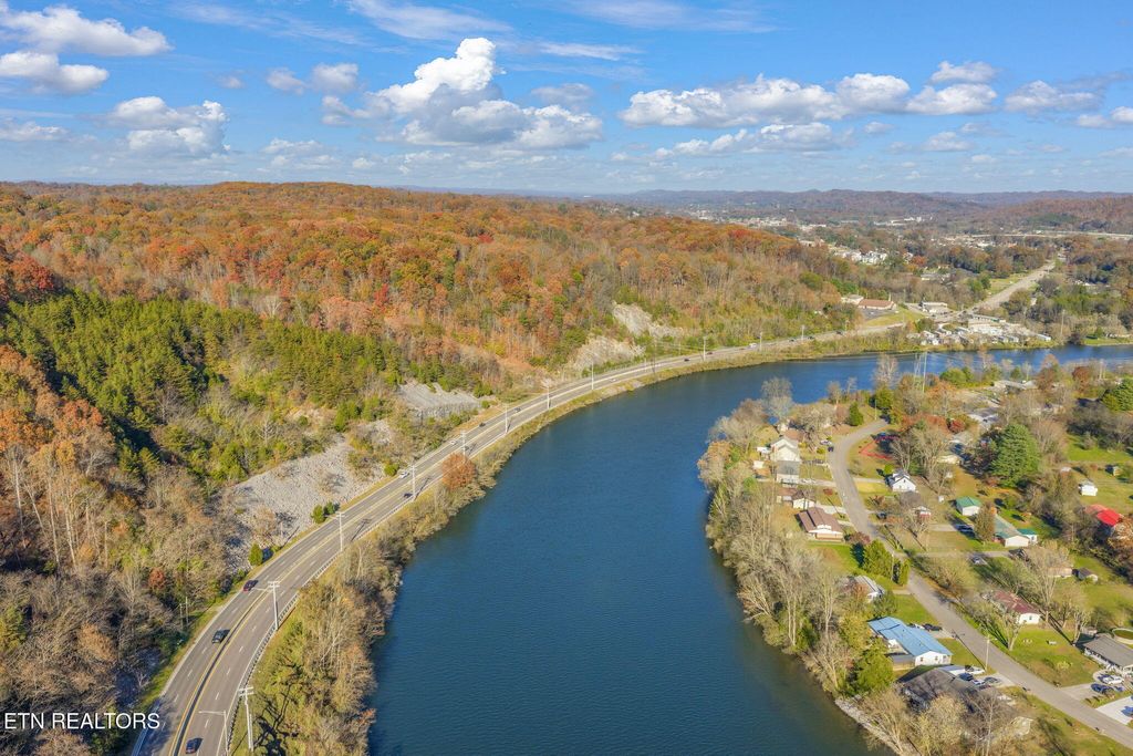 Photo of S Charles Seivers Blvd, Clinton, TN 37716 (MLS # 1322028)