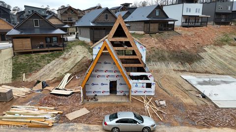 Photo of 611 Longbow Way, Pigeon Forge, TN 37863 (MLS # 1330398)