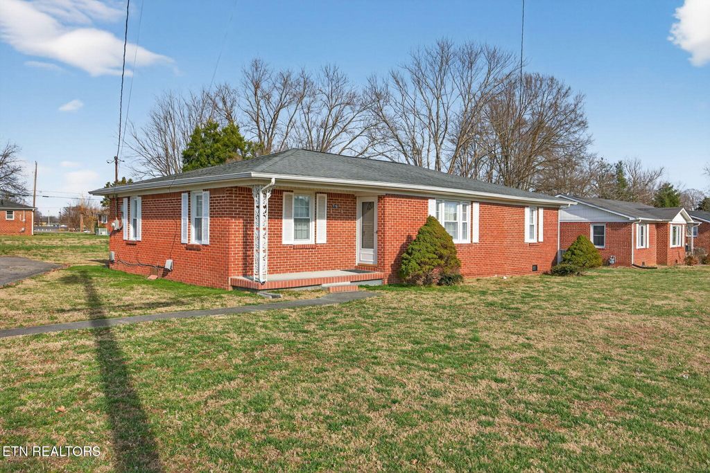 Photo of 716 Dry Creek Rd, Smithville, TN 37166 (MLS # 1325662)