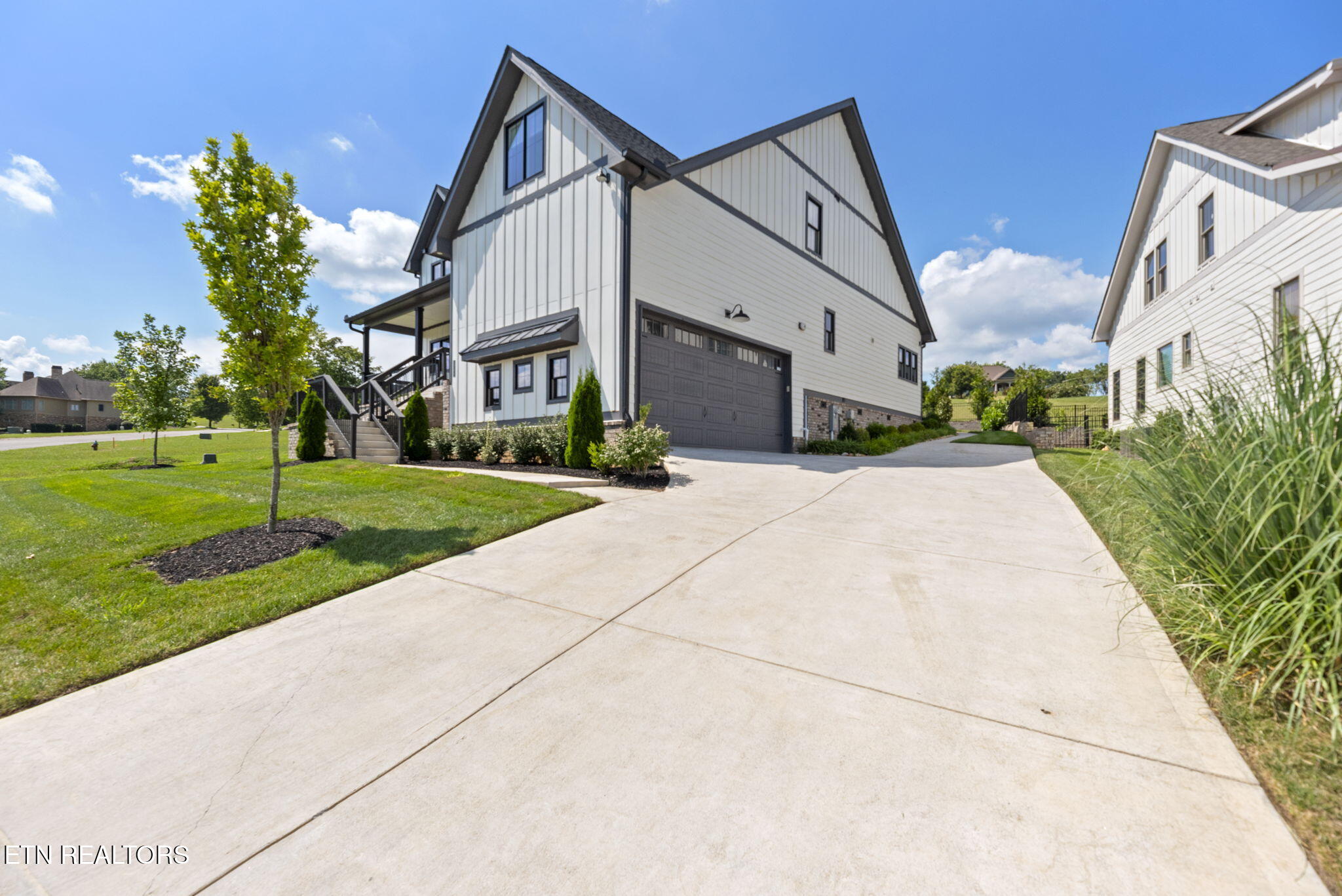 1299 Chestnut Lane