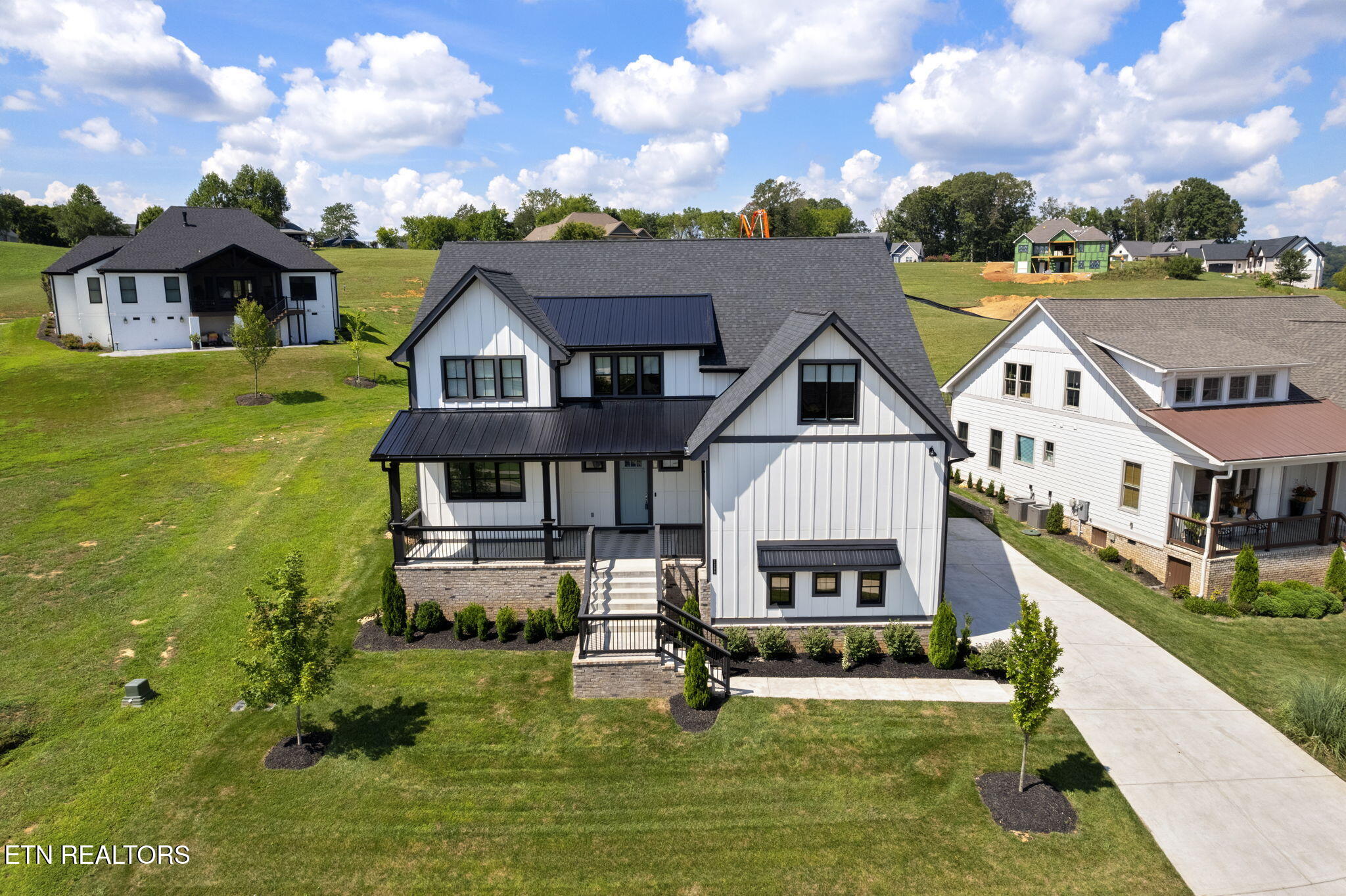 1299 Chestnut Lane