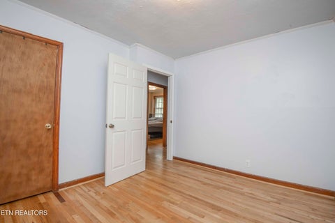 Tiny photo for 2401 Chillicothe St, Knoxville, TN 37921 (MLS # 1344072)