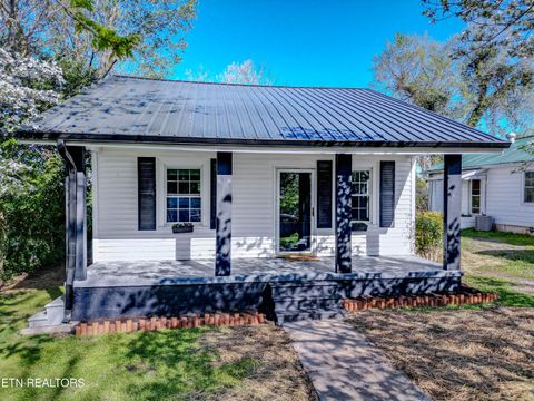 Single Family Residence in Alcoa TN 258 Watt St.jpg